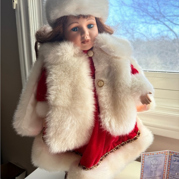 Samantha Collection - Elegant Red and White Doll with Fur Trim - Picture 2 of 12